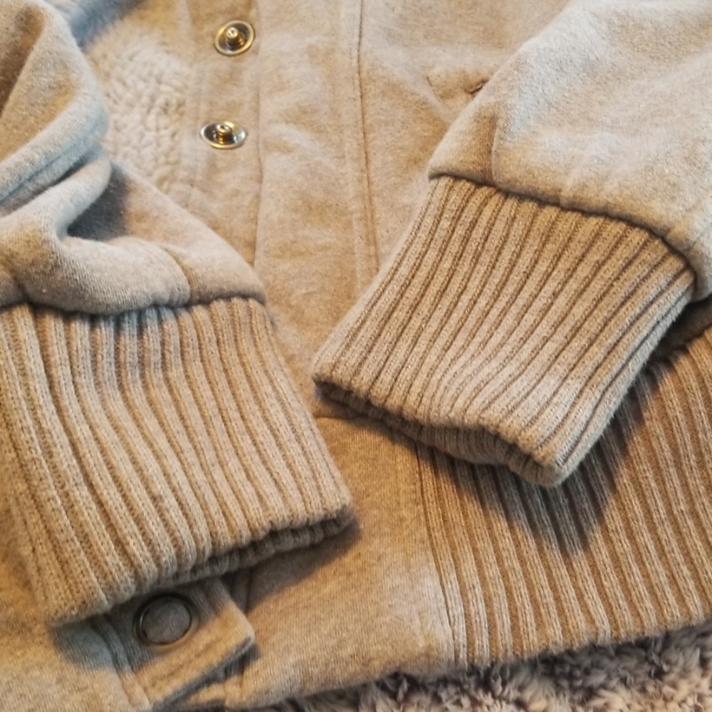 Coat - Picture 2 of 5